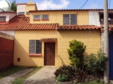 Linda casa Colonia Escalón San Salvador - 1