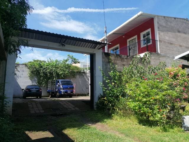 En venta Casa de 2 niveles, Colonia San Judas, Quezaltepeque - 1